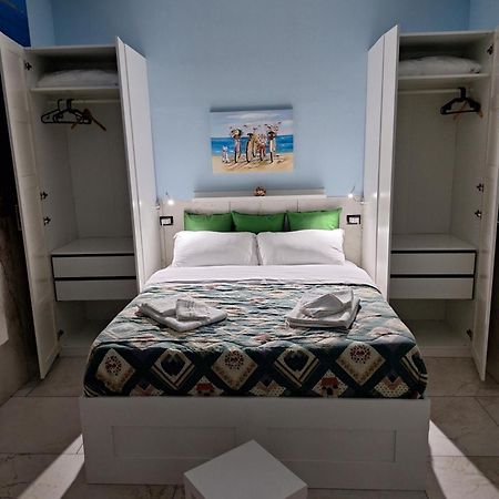 הוילה נאפולי Casa Vacanza Alessandra מראה חיצוני תמונה